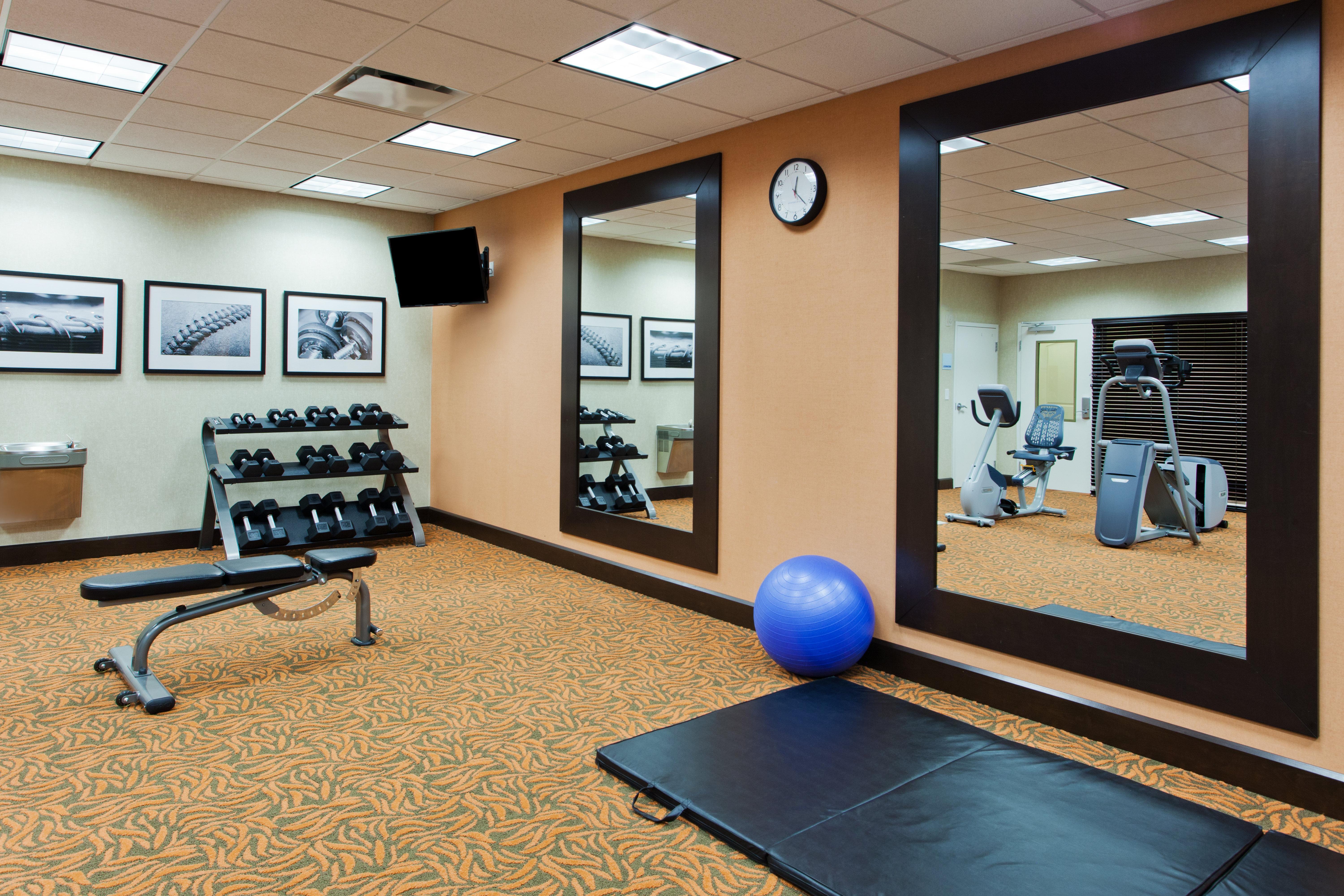 Holiday Inn Express Hotel & Suites Huntsville West - Research Park By Ihg Esterno foto