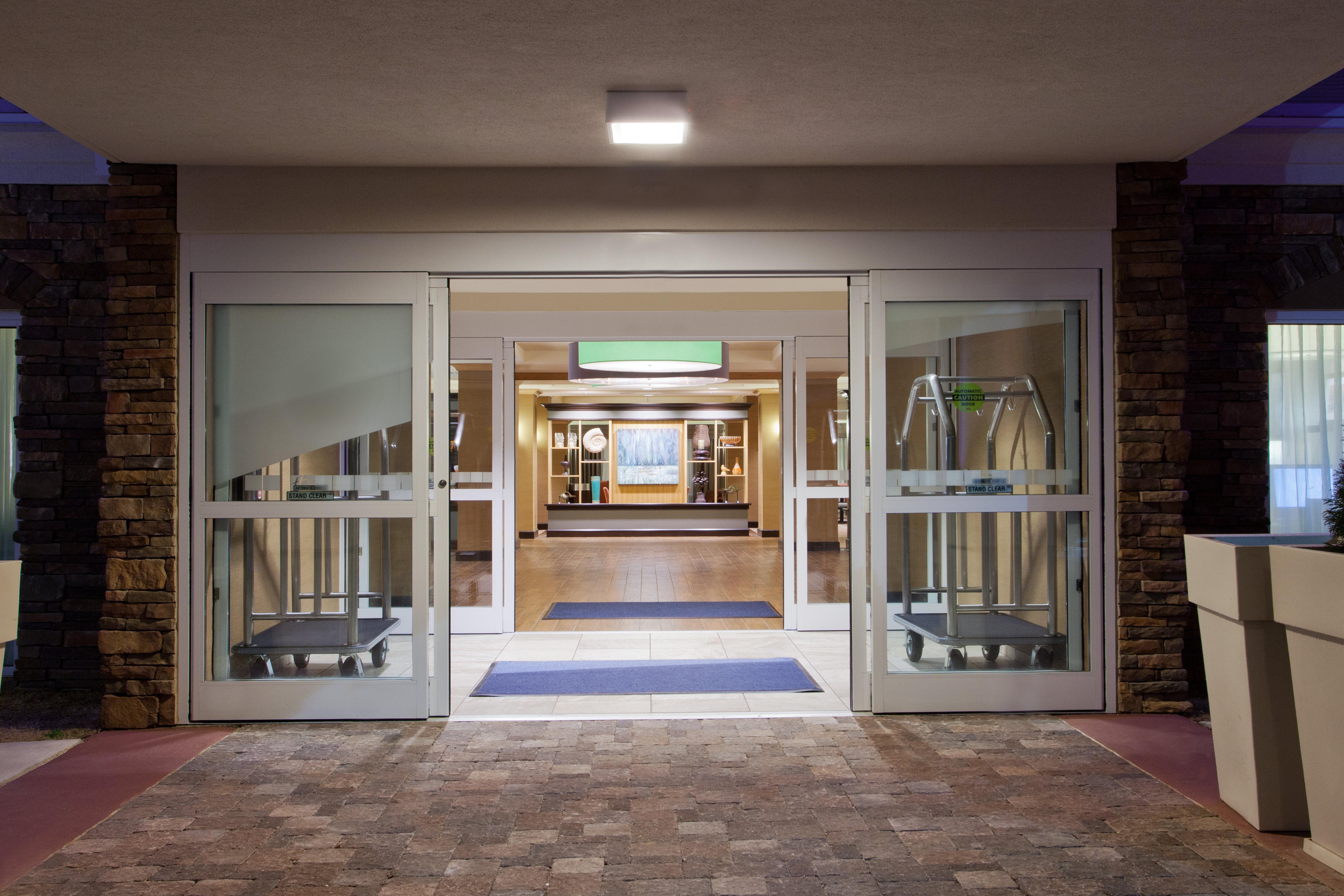 Holiday Inn Express Hotel & Suites Huntsville West - Research Park By Ihg Esterno foto